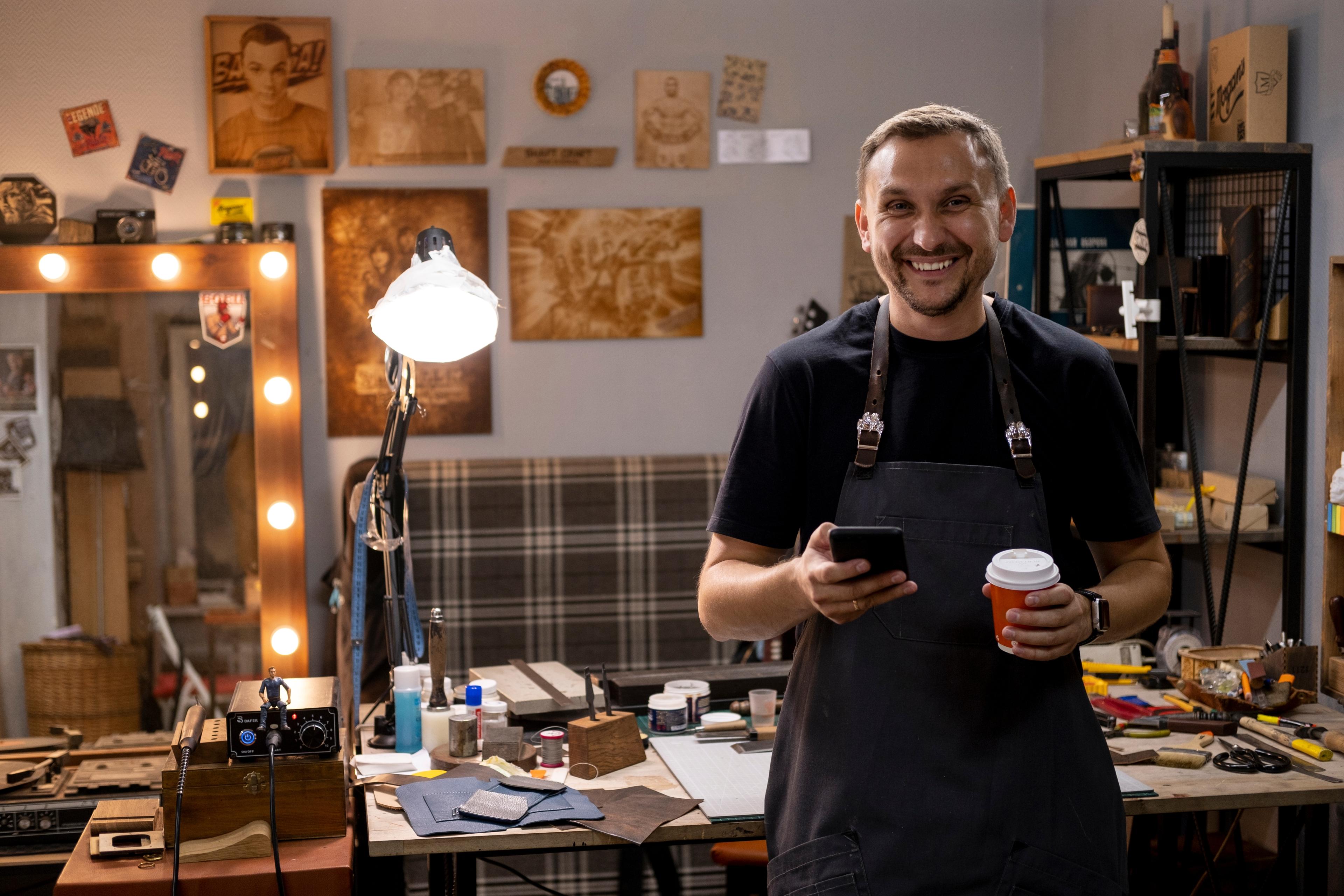 ¿Qué debe tener una página web profesional en 2025?